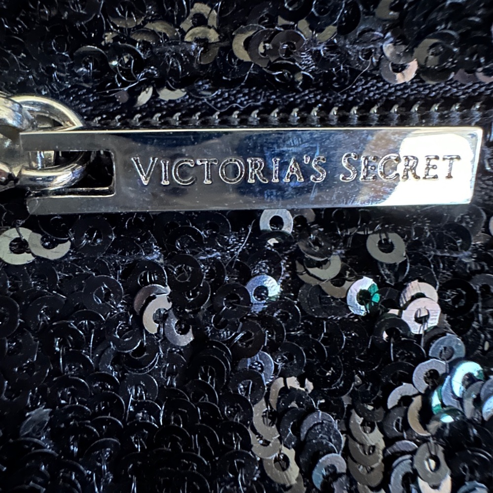 VICTORIA’S SECRET sequined clutch evening bag